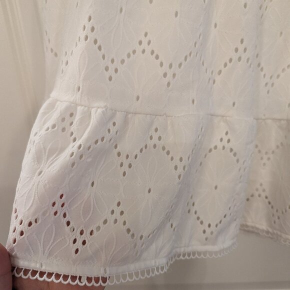 BCBG Generation Flowy Lace Mini Skirt M - Picture 4 of 4